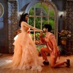Sonal Monteiro Instagram - Happy bday @urszaidkhan … I have had the best memories working with you .. wish all your missions this year are successful 😇 . Some more pictures from the sets of BANARAS … #zaidkhan #sonalmonteiro #birthday #costar #actor