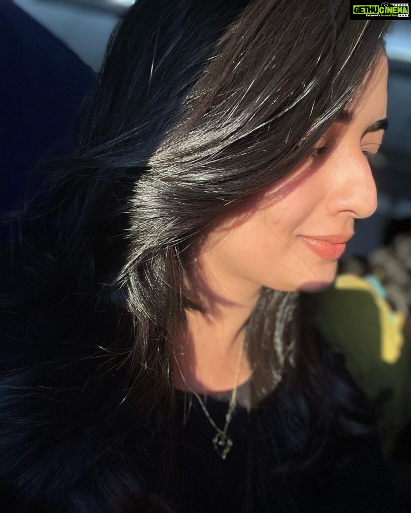 Actress Sonal Monteiro HD Instagram Photos and Wallpapers March 2023 ...