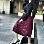 Sonal Monteiro Instagram - 🖤 Styled by @arulaa_by_rashmianooprao Pc - @_karthi_0_7 #sonalmonteiro #banaraspromotioninkerala #banarasthefilm #panindia #malayalam Crowne Plaza Kochi