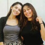 Sonalee Kulkarni Instagram - सोनाली तुला वाढदिवसाच्या खूप खूप खूप शुभेच्छा ! सोनाली आपण २००८ मध्ये जेव्हा भेटलो तेव्हापासून तू आहेस तशीच आहेस! एक माणूस म्हणून या यशाचा,कीर्तीचा कोणताही परिणाम तुझ्यावर झालेला नाही आणि मला ते खूप महत्वाचं वाटतं... मला ' स् सासुचा ' या माझ्या पहिल्या चित्रपटाच्या गाण्याच्या चित्रीकरणा चा पहिला दिवस आठवतो... मी खूप घाबरलेली होते..मला काहीच माहीत नव्हतं, सेट वर काय असतं, कसं असतं वगैरे....कधीच कोणाला असिस्ट नव्हतं न केलं...फक्त घरचा अभ्यास करून गेले होते, कोणी मदतीला सुद्धा नव्हतं! इतक्यात मला फुलवा ताई म्हणून जोरात हाक मारत एक अत्यंत सुंदर, गोड २० वर्षांची मुलगी धावत आली आणि तिने मला गच्च मिठी मारली आणि म्हणाली की ती माझी बुगी वुगी पासून फॅन आहे आणि तिला मला पाहून खूप आनंद झाला आहे... माझ्या बरोबर काम करायला मिळणार म्हणून!!! बास्स त्यावेळी तुझ्या या एका वाक्याने मला खूप आत्मविश्वास मिळाला होता सोनाली !!... पुढे आपल्या दोघींच्या आयुष्यात खूप काही घडलं,कीर्ती, पैसा, प्रेक्षकांचं प्रेम सगळं सगळं आलं , पण आजही आपलं नातं आहे तसंच आहे...तू आहे तशीच आहेस... आणि ते सर्वांना नाही ग जमत....आजही आपल्यात काही बे बनाव झाला आपली मतं नाही जुळली की आपण खूप भांडतो ,खूप काही बोलतो, आपली मतं परखडपणे मांडतो मात्र एकमेकींना धरून राहतो.... हेच आयुष्यात खूप महत्त्वाचं आहे नाही का ग? बाकी सगळं येत जात असतं नाही का?? सोनाली अशीच रहा..खूप आनंदी रहा...खूप छान काम कर...तुला माझे खूप खूप आशीर्वाद आणि खूप खूप खूप प्रेम!!!