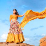 Sonalee Kulkarni Instagram - Still basking in the glory of gold….🧡 #goldenlight #goldensand #goldenhour #goldendress #sonaleekulkarni #photoseries by @rafikollam_ #lehenga by @tanishkweddingsaree wedding #jewellery @shivshahi796 Jaisalmer - The Golden City