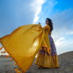 Sonalee Kulkarni Instagram - Still basking in the glory of gold….🧡 #goldenlight #goldensand #goldenhour #goldendress #sonaleekulkarni #photoseries by @rafikollam_ #lehenga by @tanishkweddingsaree wedding #jewellery @shivshahi796 Jaisalmer - The Golden City