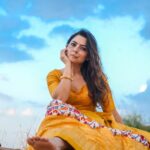 Sonalee Kulkarni Instagram - Pure gold 🧡 #photoseries by @rafikollam_ Outfit by @tanishkweddingsaree Jewellery @shivshahi796 #sonaleekulkarni #desert #yellow #golden #jaisalmer #rajasthan #goldenhour #goldensand #goldendress #marathimulgi #nath #kaajal #nomakeup #raw #real Jaisalmer - The Golden City