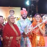 Sonalee Kulkarni Instagram - ताराराणी महिला केसरी कुस्ती स्पर्धेच्या उद्घाटन प्रसंगी 🚩 #sonaleekulkarni #aashaykulkarni #chatrapatitararani #chatrapatirajarammaharaj @planet.marathi @akshaybardapurkar @jrahul11 @aklujcity अकलूज