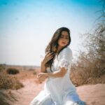 Sonalee Kulkarni Instagram - Aqua or desert … and how about both! #photoseries by @rafikollam_ #sonaleekulkarni #desert #white #blue #photography #portrait Sam Sand Dunes Jaisalmer