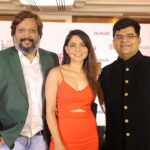Sonalee Kulkarni Instagram - Thank you @filmfare @planet.marathi @jiteshpillaai and @akshaybardapurkar for the the honour 🙏🏻 I am thrilled to have the opportunity once again to be part of such a popular and grand ceremony where we celebrate the artistic brilliance of talents across Marathi Cinema. Filmfare has been the cornerstone of Indian cinema and has been a source of motivation for artistes to put their best foot forward to achieve their dreams of holding the coveted Black Lady. Gearing up for #planetmarathifilmfareawards 2023! #sonaleekulkarni #filmfare #marathi #awards #face Taj Lands End, Mumbai
