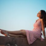 Sonalee Kulkarni Instagram - Orange or blue … what’s your pick? #sunsetphotography #sonaleekulkarni #sunsethues #obssesed #obsession #sunset #orange #blue #sky #silhouette Fort Pokran