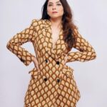 Sonalee Kulkarni Instagram - Being #Shefali for ‘झी चित्र गौरव पुरस्कार सोहळा' Styled by @atulkulkarni11 in a @zara #retro #pantsuit Pictures @bharatpawarphotography #sonaleekulkarni #mostnaturalperformanceoftheyear for #tamashalive at #zeechitragaurav #ZeeChitraGaurav #ZGP #ZeeMarathi #ZeeChitraGaurav2023 #newsanchor #bosslady