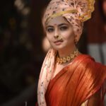 Sonalee Kulkarni Instagram - शिवजन्मोत्सवासाठी खास… 🚩 @strilokaa #saree #navvari Photographer #ShashankSane #pheta #marathimulgi #shivjayanti #shivkanya #sonaleekulkarni #chatrapatitararani #harharmahadev #जयभवानी #जयशिवराय #शिवजयंती शनिवार वाडा पुणे