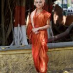 Sonalee Kulkarni Instagram - शिवजन्मोत्सवासाठी खास… 🚩 @strilokaa #saree #navvari Photographer #ShashankSane #pheta #marathimulgi #shivjayanti #shivkanya #sonaleekulkarni #chatrapatitararani #harharmahadev #जयभवानी #जयशिवराय #शिवजयंती शनिवार वाडा पुणे