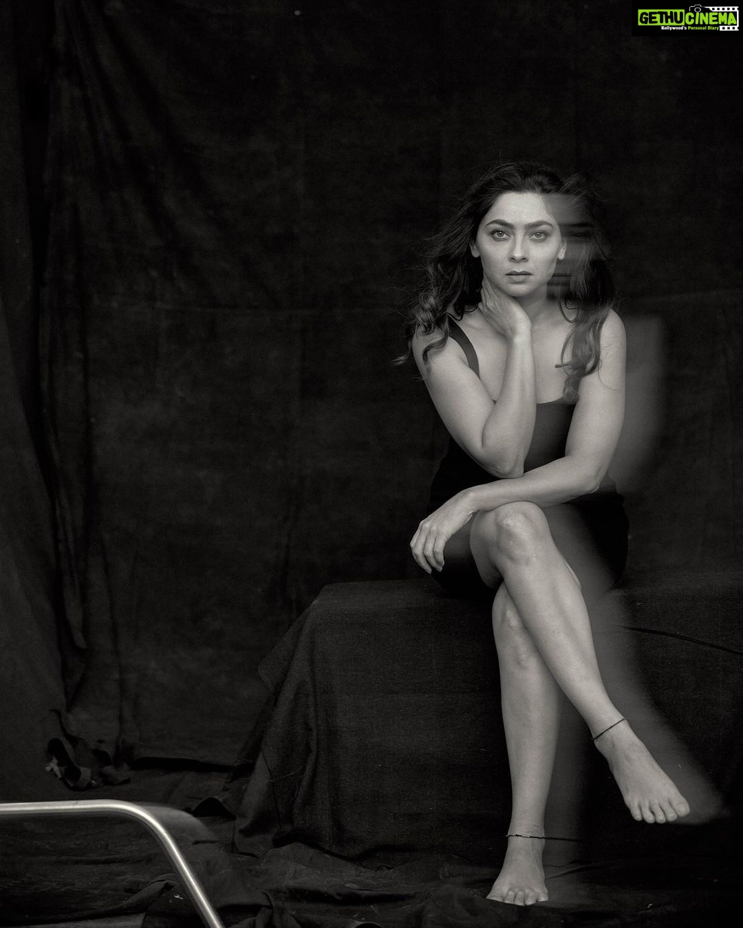 Sonalee Kulkarni Instagram - Where the blurry boundaries between reality and fantasy meet …..is the space where I’d like to exist! Pictures by @tejasnerurkarr #sonaleekulkarni #blackandwhite #newme #newphotoshoot #black #white #real #raw #rustic
