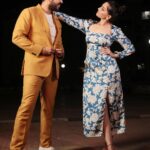 Sonalee Kulkarni Instagram - ये लड़का हाए अल्लाह 🤪🤪😝🤔🫣🤭🫢🤫 Swipe till the right end to know what I mean! Sorry Aashay I had to post the last picture, coz I look soooo gooood 🙈 #पटलंतरघ्या #patlatarghya #sonaleekulkarni ‘s outfit styled by @atulkulkarni11 #toptobottom in @zaraindia_ @zara #aashaykulkarni ‘s outfit styled by @kapadasilaai @sayalibpangare2390 Mumbai, Maharashtra