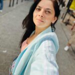 Sonalee Kulkarni Instagram - “If earth were a single state, Istanbul would be its capital.” ~ #napoleonbonaparte #sonaleekulkarni #turkey #istanbul #birthdayweek #trip #tour #travel #travelphotography İstiklal Caddesi Beyoğlu/TAKSİM