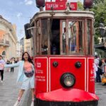 Sonalee Kulkarni Instagram - “If earth were a single state, Istanbul would be its capital.” ~ #napoleonbonaparte #sonaleekulkarni #turkey #istanbul #birthdayweek #trip #tour #travel #travelphotography İstiklal Caddesi Beyoğlu/TAKSİM