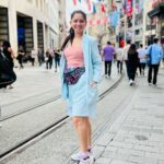 Sonalee Kulkarni Instagram - “Let everyone know I lived a happy life! “ ~ #KemalBasmaci #orhanpamuk #museumofinnocence #istanbul #sonaleekulkarni #wanderer #traveller #galata #turkey 🇹🇷 Galata/Beyoglu