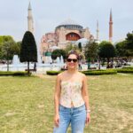 Sonalee Kulkarni Instagram - #istanbul is the only city where you can cross continents by boat but you still can’t find your way out of the #grandbazaar … Swipe through to see photos matching the quote! 1. #topkapipalace where you see #asia on the right and #europe on the left of the #bosphorus ! 2. Backdrop of the #bluemosque 3. & 4. A walk in the town centre 5. Backdrop of the #hagiasophia mosque 🕌 6. Garden of hotel #enderun 7. Enjoying a kebab at @sehzadecagkebap 8. Inside the #grandbazaar 9. And finally finding my way out of the @grandbazaarofistanbul #sonaleekulkarni #visitistanbul #istanbul #birthdaytrip #birthdayweek #traveller İstanbul Turkey