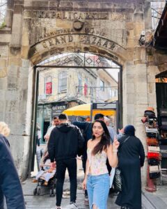 Sonalee Kulkarni Instagram - #istanbul is the only city where you can cross continents by boat but you still can’t find your way out of the #grandbazaar … Swipe through to see photos matching the quote! 1. #topkapipalace where you see #asia on the right and #europe on the left of the #bosphorus ! 2. Backdrop of the #bluemosque 3. & 4. A walk in the town centre 5. Backdrop of the #hagiasophia mosque 🕌 6. Garden of hotel #enderun 7. Enjoying a kebab at @sehzadecagkebap 8. Inside the #grandbazaar 9. And finally finding my way out of the @grandbazaarofistanbul #sonaleekulkarni #visitistanbul #istanbul #birthdaytrip #birthdayweek #traveller İstanbul Turkey