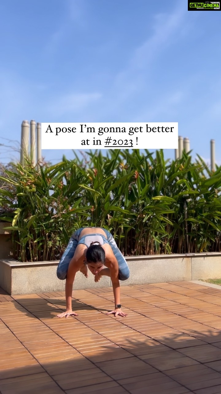 Sonnalli Seygall Instagram - A small reminder to myself and anyone else struggling with striving for perfection all the time! It’s ok to not be perfect in everything that u do. It’s ok to struggle. It’s ok to have good days and bad days. Just breathe and enjoy the process. Perfection will automatically come ☺️ #mindfulliving #yogajourney #yogawithsonnalli #yogareels #fitnessjourney #trendingreels #newyearresolution #2023
