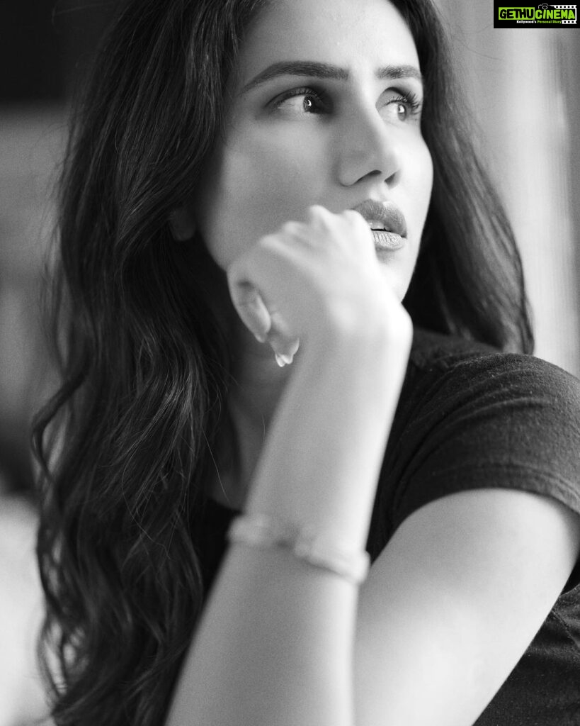 Sonnalli Seygall Instagram - Pick the odd one out! Correct answer gets pinned in the comments ✔️ #blackandwhite #itsamood #potrait #headshots