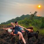 Sonnalli Seygall Instagram - Goa photodump ☀️🍎🐕☕️ #traveldiary #photodump #goa #sunsetlover #travelwithsonnalli