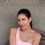 Sonnalli Seygall Instagram - Happy International Day of Self Care 🤍 We often neglect our faces when it comes to workout! I came across #FaceYoga during lockdown and became a huge fan! It tones and sculpts your face and releases tension from all those tiny, overworked muscles on our faces. Do it regularly for a month atleast to see the visible change! #selfcare #faceyoga #internationaldayofselfcare #selflove #reels #trendingreels #feelitreelit #feelkaroreelkaro #viralreels