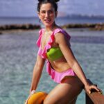 Sonnalli Seygall Instagram - Main character energy Stylist: @trishadjani Swimwear: @flirtatious_india . . #maldives #maldivesdiaries #travelwithsonnalli #sunshinestateofmind #weekendmood #sundayvibes #throwbackmemories