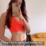Sonnalli Seygall Instagram - Here's a sneak peek of what I eat to stay fit and healthy 💪💕 Check out what I eat to stay fit and healthy and have that flat stomach with zero bloating 💪 #worldhealthday #worldhealthday2022 #healthymeals #healthydiet #reels #reelsinstagram #trendingreels #feelitreelit