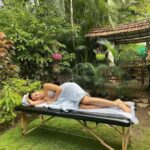 Sonnalli Seygall Instagram - Wishing all my mondays were like this 💆‍♀️ #mondaymood #spaday #mondayvibes