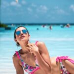 Sonnalli Seygall Instagram – Sun-kissed & cocktail-fed ☀️🍹 

@paradisemaldives 
@villahotels 
@muhaphotos 
@cyphwaheed 
@monaphotographer 

#maldives #traveldiaries #vacayvibes