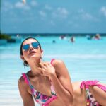 Sonnalli Seygall Instagram - Sun-kissed & cocktail-fed ☀️🍹 @paradisemaldives @villahotels @muhaphotos @cyphwaheed @monaphotographer #maldives #traveldiaries #vacayvibes