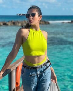 Sonnalli Seygall Instagram - Landed in paradise 📍💙

@villahotels @paradisemaldives 

#maldives #vacaymood #vacation #traveldiaries #paradise