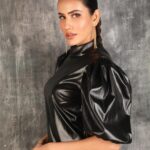 Sonnalli Seygall Instagram - Weekend Ready 🖤 #ootd #photoshoot #allblack