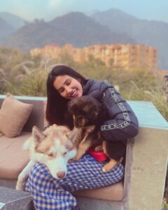 Sonnalli Seygall Instagram - Sunday dumping 🌞 

#ｓｕｎｄａｙｍｏｏｄ