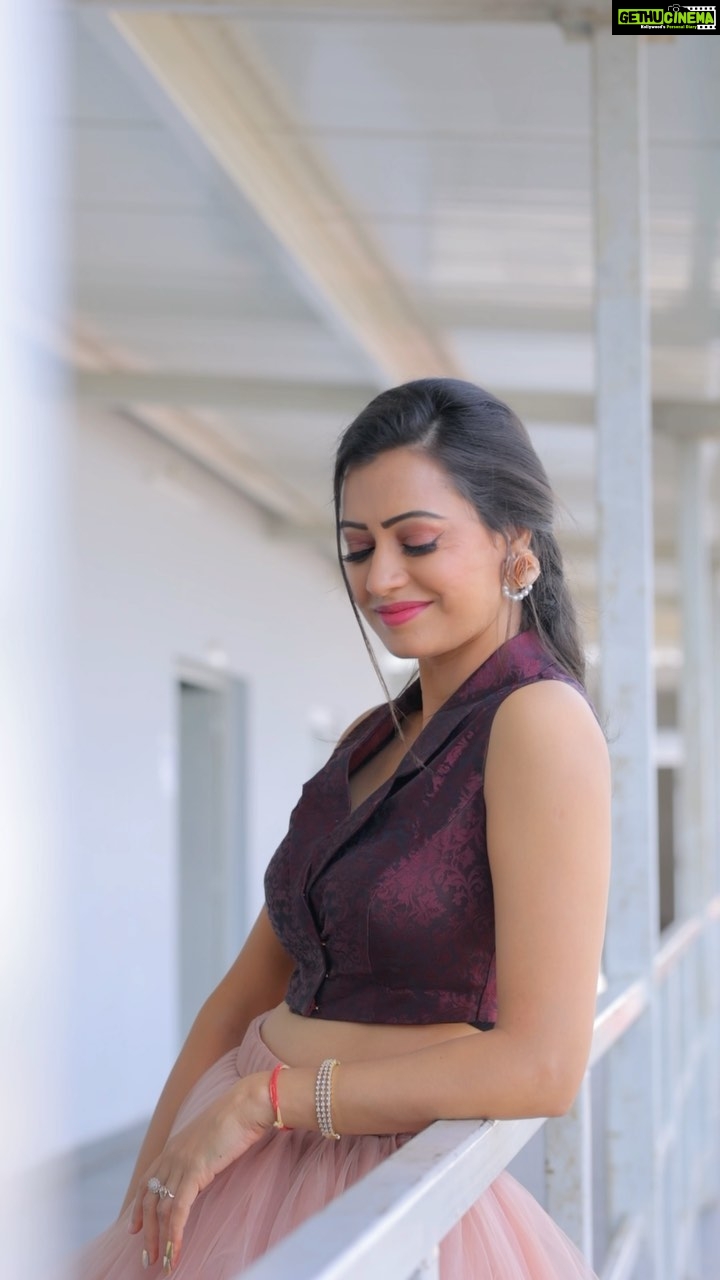 Sowmya Raoh - 60.8K Likes - One for the beat 🎼
#sowmyasharada #sowmyarao
🎥 @naveen_iris_photography
#reels #reelitfeelit #selflove #explore #jabardasth
