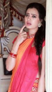 Sowmya Rao Nadig Instagram - Pudikile pudikile 🤩🤩🫣 …… Costume @laxmikrishnaofficial #sareelove #reels #reelsinstagram #reelitfeelit #explorepage #shooting #artist