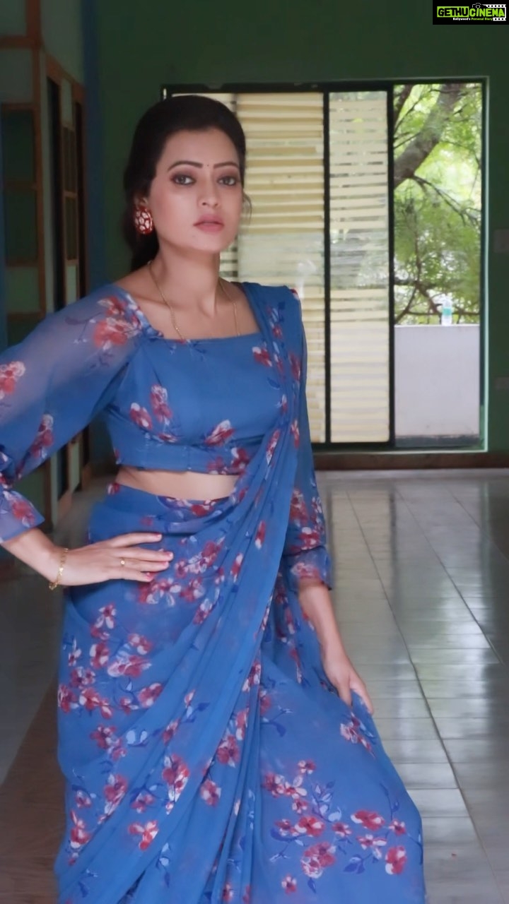 Sowmya Raoh - 83.3K Likes - Arafat🙌😊☝️
Costume @laxmikrishnaofficial
#aafat #reels #reelsinstagram #reelsvideo #reelitfeelit #liger #vijaydevarakonda #explore #shoot
