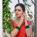 Sowmya Rao Nadig Instagram - 100th Episode celebration 💥⭐️#sridevidramacompany #SDC Tomorrow on @etvtelugu2708 Photography @ravi_cross_clickx 📸 #sowmyasharada #sowmyarao #jabardasth #halfsaree
