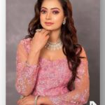 Sowmya Rao Nadig Instagram - You wil get everything in life you want. If you just help enough other people to get what they want 😊 Makeover @makeupbydivyanagaraj #sowmyasharada #explore #possitivevibes #selflove #makeover #etvtelugu