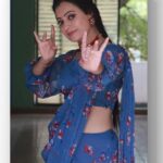 Sowmya Rao Nadig Instagram - Happy Sunday🤗🌞 Costume @laxmikrishnaofficial #sowmyasharada #saree #shooting #explore #serialactress #sareelove