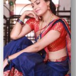 Sowmya Rao Nadig Instagram - Helo friends.. good morning 🙌😚💛 Costume @laxmikrishnaofficial #explorepage #saree #traditional #serialactress #telguactress