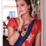 Sowmya Rao Nadig Instagram - Helo friends.. good morning 🙌😚💛 Costume @laxmikrishnaofficial #explorepage #saree #traditional #serialactress #telguactress