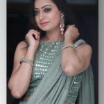 Sowmya Rao Nadig Instagram - Beautiful people are not always good but good people are always beautiful 🤩… Costume @laxmikrishnaofficial #sowmyasharada #sareelove #saree #serial #shoot #goodvibes #positivequotes