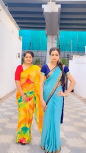 Sowmya Rao Nadig Instagram - Come one baby let’s go…. @shafna.nizam ❤️ Soumya Costume @akshatha_sreedharofficial ❤️ #reelitfeelit #reels #explore #remixonreels #trendingreels #happyvibes #shoottime #fun #srimanthudu #sathya #kaveri