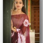 Sowmya Rao Nadig Instagram – She bloom like flowers on this saree 🌸🌸
#sowmyasharada 

Costume @laxmikrishnaofficial 

#saree #sareelove #srimanthudu #teluguserial #tamilserialactress 
#positivevibes