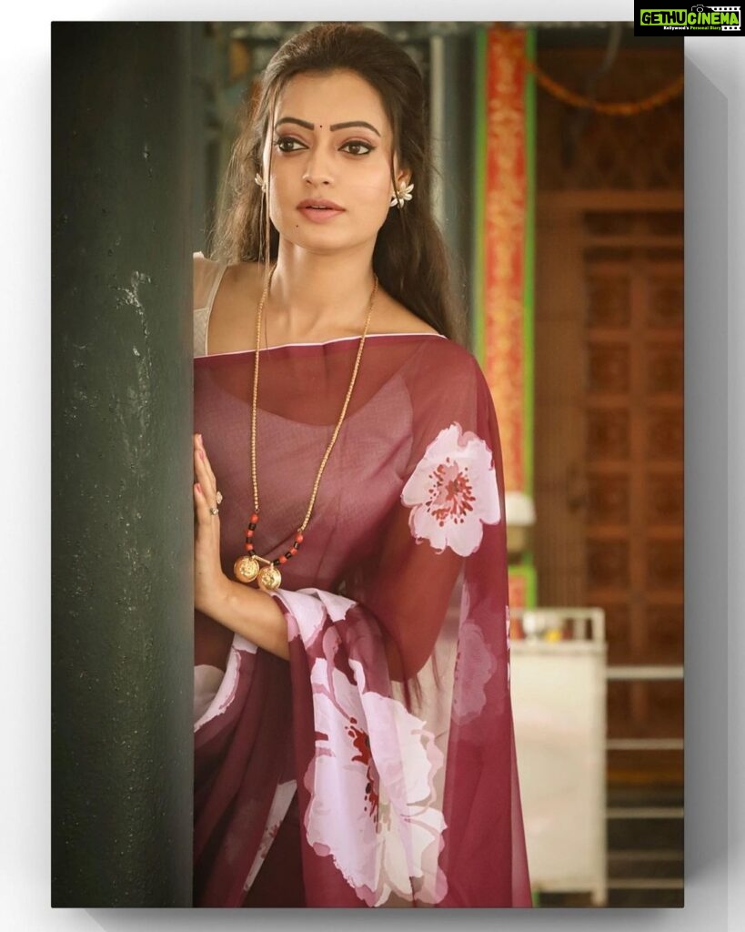 Sowmya Rao Nadig Instagram - She bloom like flowers on this saree 🌸🌸 #sowmyasharada Costume @laxmikrishnaofficial #saree #sareelove #srimanthudu #teluguserial #tamilserialactress #positivevibes