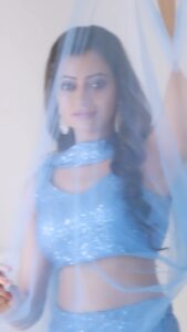 Sowmya Raoh Instagram - New day new opportunity…..
@divya_varun_official 

#sowmyarao #sowmyasharada #explore #dresses #trending #anchor #jabardasth