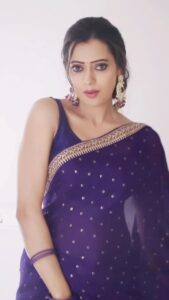 Sowmya Rao Nadig Instagram - #Mallipoo🪷 #sowmyasharada #sowmyarao Costume @divya_varun_official #reels #reelitfeelit #explore #trending