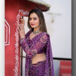 Sowmya Rao Nadig Instagram - 🔮💜 Costume @divya_varun_official Jewellery @emmadi_silver_jewellery #sowmyasharada #sowmyarao #jabardasth #etvtelugu #positivevibes