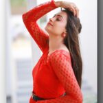 Sowmya Rao Nadig Instagram - ❤️ #sowmyarao #sowmyasharada Costume @divya_varun_official Photography @naveen_photography_official #jabardasth #reddress #etvtelugu #positivity