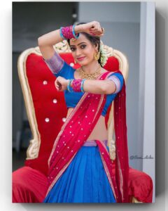Sowmya Raoh Instagram - Festival Vibes 🎋
#sowmyasharada #sowmyarao 

Costume @divya_varun_official 
Photography @ravi_cross_clickx 

#pongal #makarsankranti2023 #makarsankranti #indianfestival #jabardasth #etvtelugu #tamil #festivalvibes